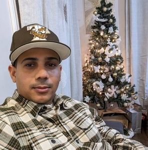 Meet your Posher, Jonathan